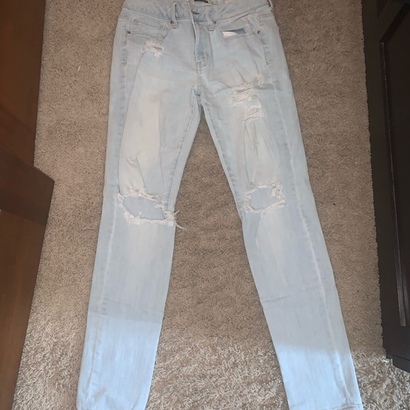Ripped skinny jeans, light wash, super comfy& soft - Picture 6 of 7